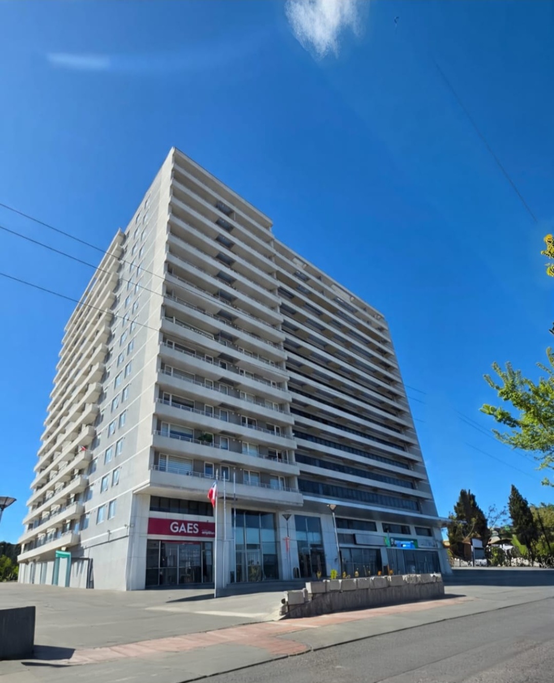 SE ARRIENDA DEPTO. EN EDIFICIO MANSO DE VELASCO