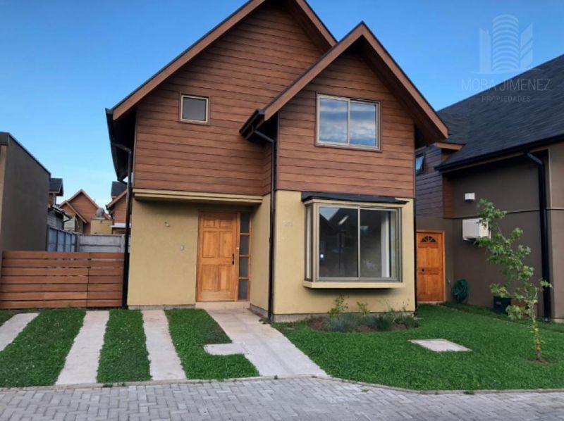 SE VENDE CASA CONDOMINIO SANTA ANA