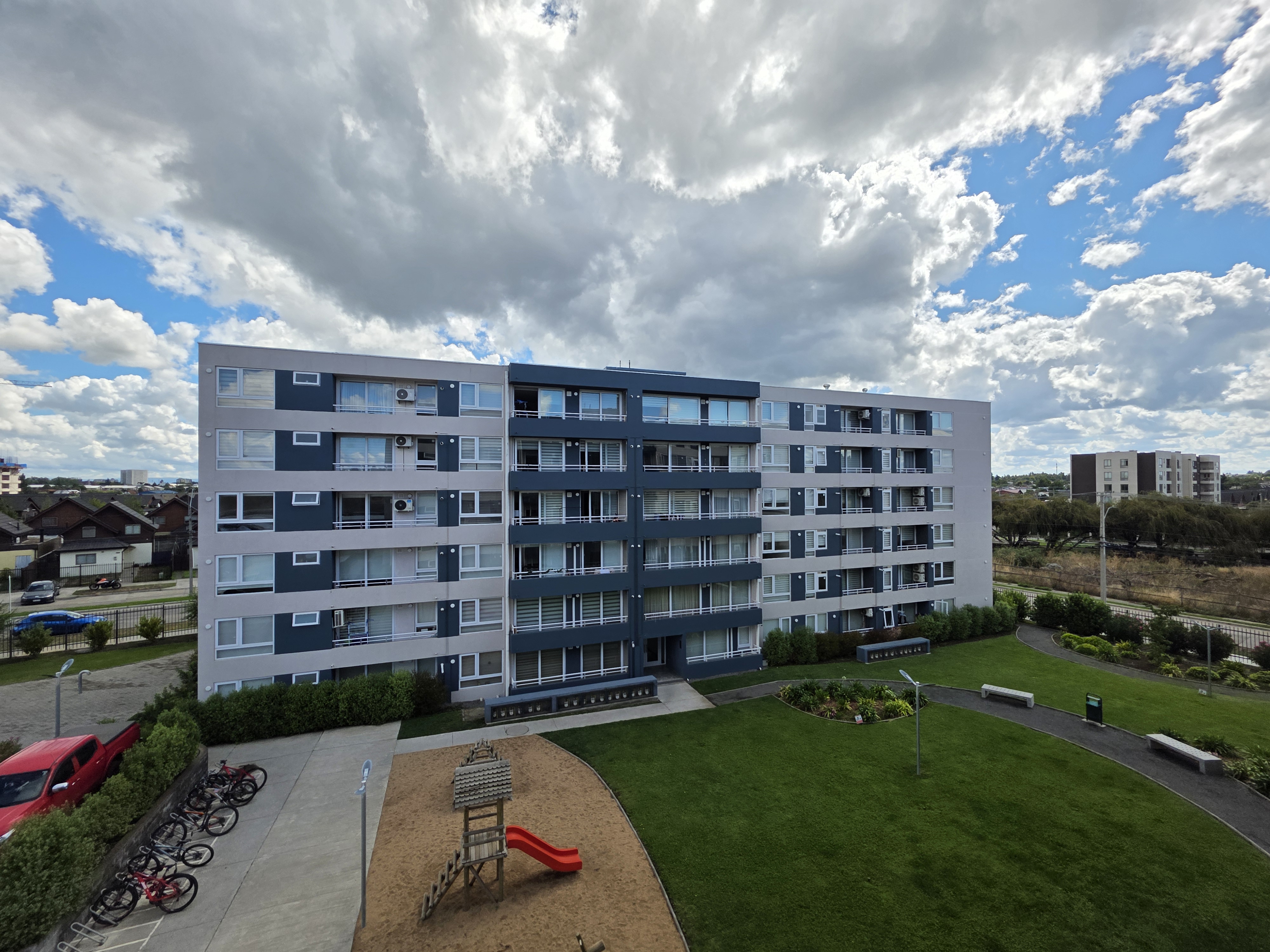 Se arrienda depto. En Edificio La Castellana