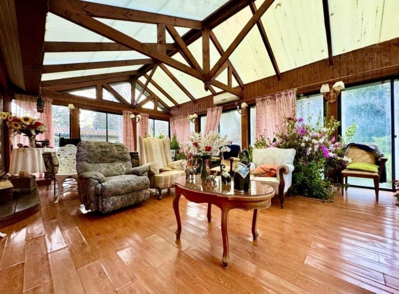 SE VENDE CASA EN DOÑA ISIDORA, LOS ANGELES