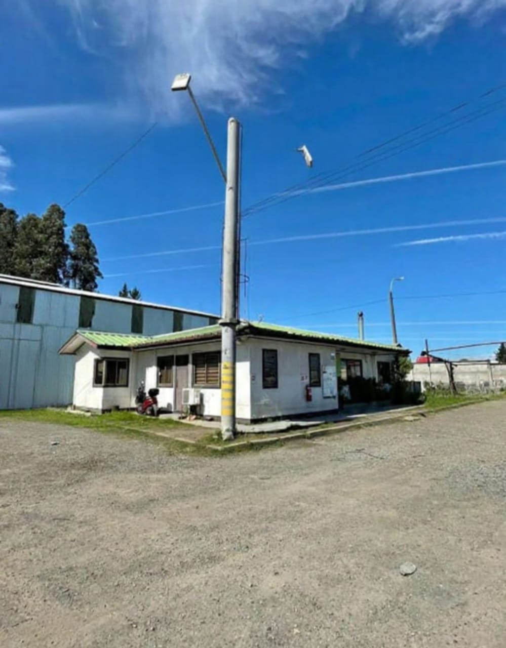 SE ARRIENDA BODEGA Y OFICINAS EN AVDA LAS INDUSTRIAS, LOS ANGELES