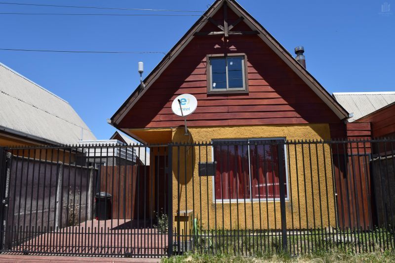 SE VENDE CASA JARDINES DE RUCALHUE